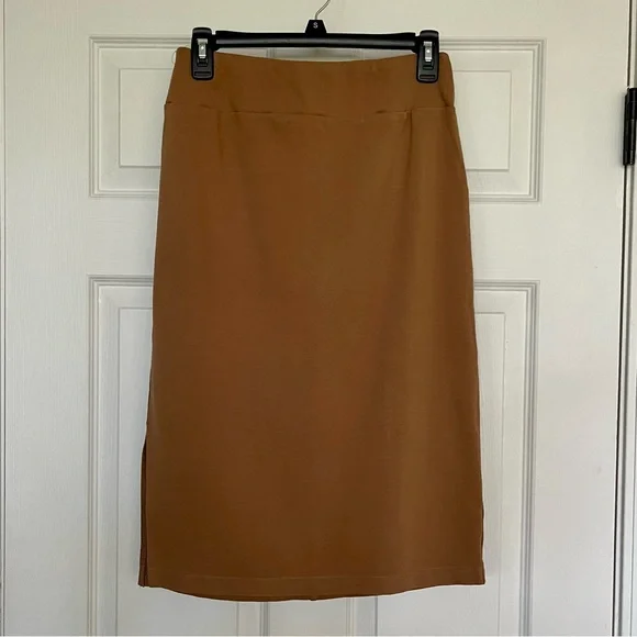 Nine West Camel Pull On Pencil Skirt Small | Stretch Knit Midi Work Minimalist - Picture 2 of 8
